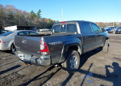 2013 Toyota Tacoma Base V6 z USA, uszkodzony, nr VIN 5TFLU4ENXDX080367